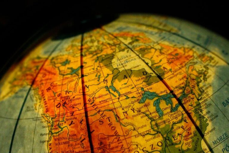 discover iconic global landmarks